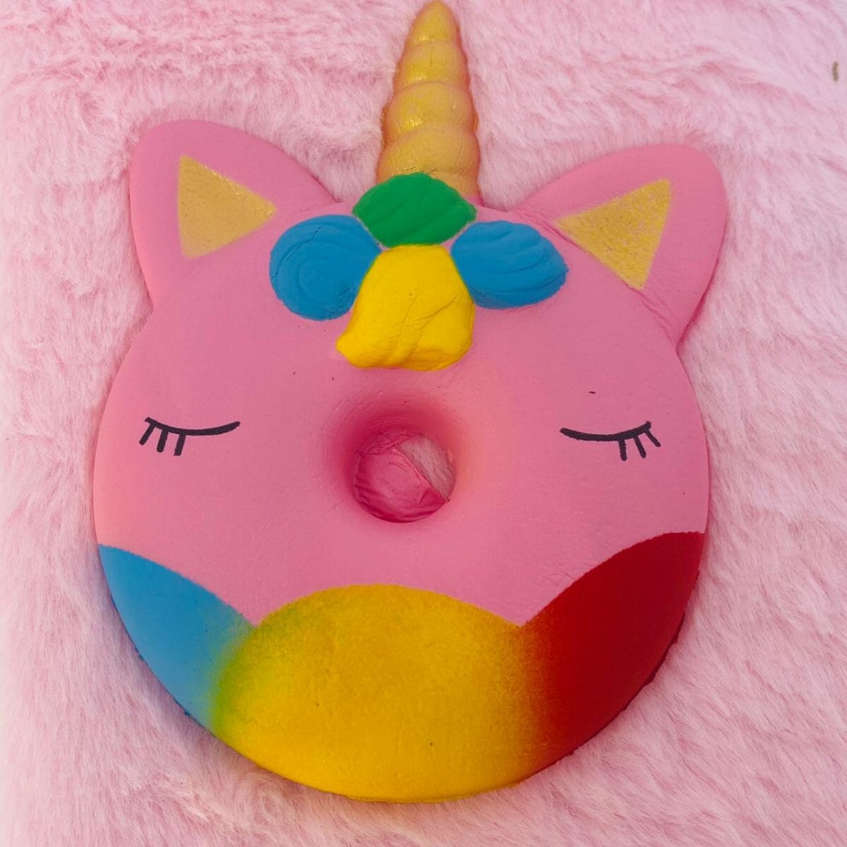 Libreta 80 Hojas Línea Horizontal Peluda con Squishy Unicornio - Imagen 3