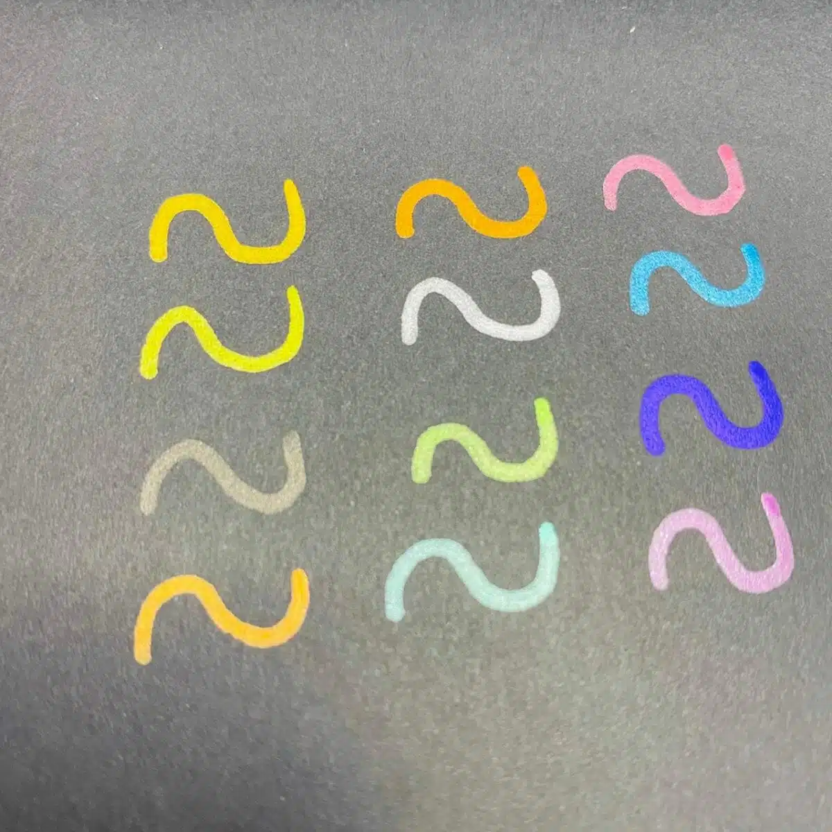 Set de 12 Marcadores Acrílicos a Base de Agua Tonos Metálicos Bestdi - Imagen 5