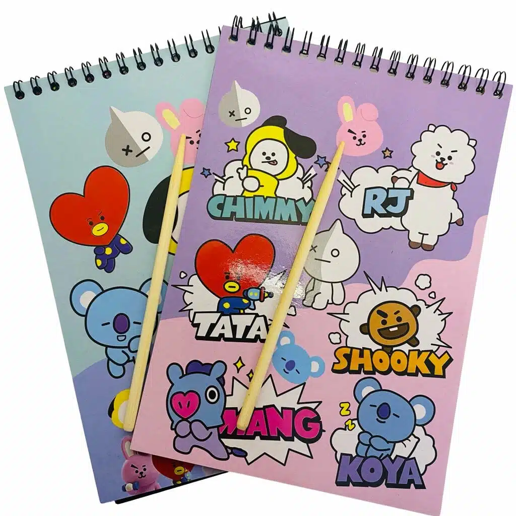 6521657930020 Libreta 8 Hojas Negras Raspable Scratch + Palito de Naranjo Modelo Personajes BT21 (Elige Diseño) - Imagen 1