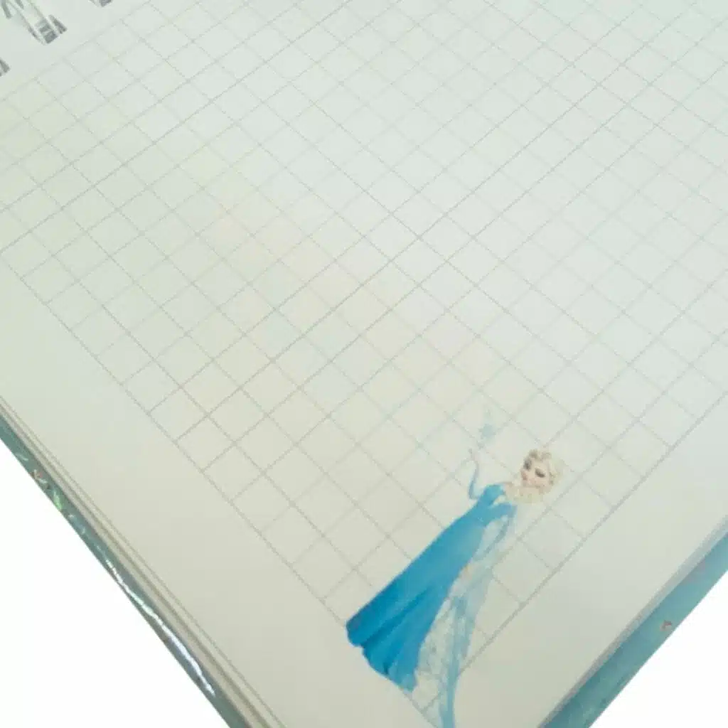 Cuaderno A5 70 Hojas Cuadriculadas 7mm Diseño de Frozen - Imagen 4