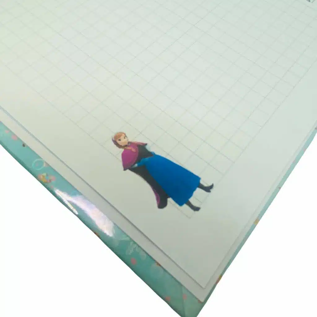 Cuaderno A5 70 Hojas Cuadriculadas 7mm Diseño de Frozen - Imagen 6