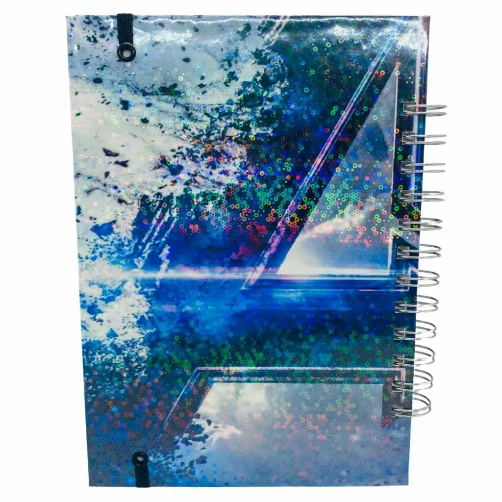 Cuaderno A5 100 Hojas Cuadriculadas 7mm Diseño de Avengers - Imagen 2